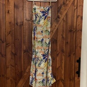 NWOT Fabrik Tropical Print Midi Dress